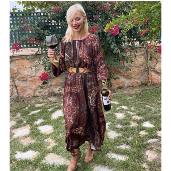 ZARA BLOGGER FAVORITE PRINTED MIDI DRESS BRICK - Picture 1 of 13